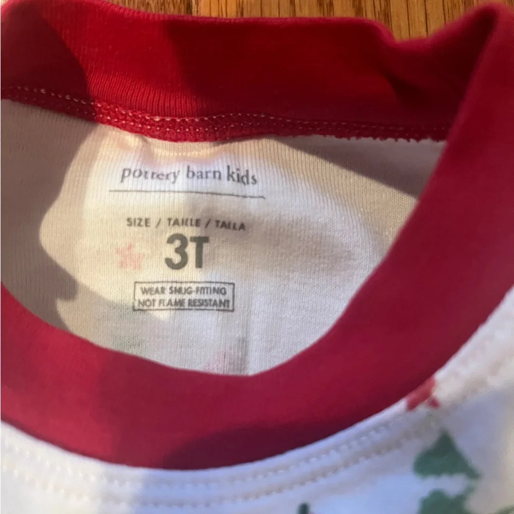 Pottery Barn Kids White Holiday Elf Print Pajama Set with Red Trim